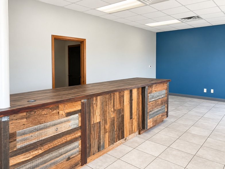 More Photos Of 1703 E Whaley St, Longview Warehouse For Sale