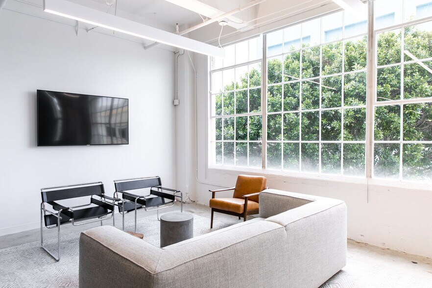 More Photos Of 777 S Alameda St, Los Angeles Unknown For Lease