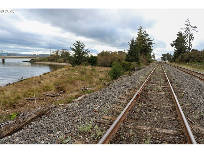 More Photos Of 92851 Trans Pacific Pkwy, North Bend Land For Sale