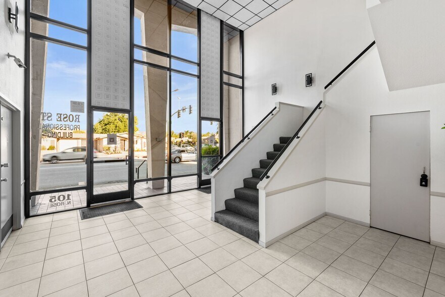 More Photos Of 105 N Rose St, Escondido Office For Lease