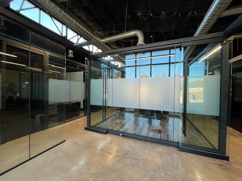 More Photos Of 4601 Messer Airport Hwy, Birmingham Warehouse For Lease