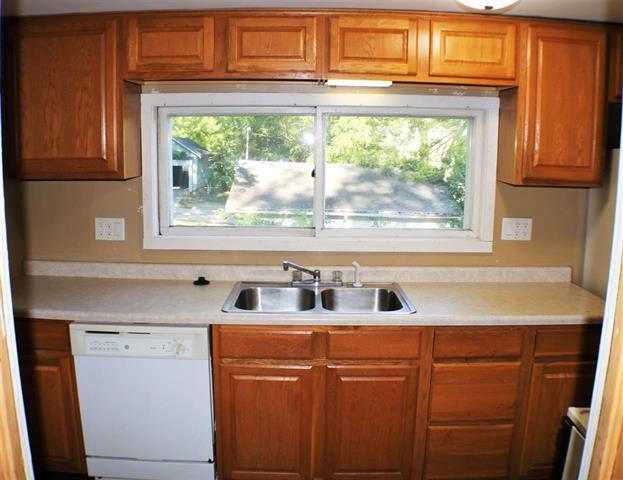 More Photos Of 401 S Lucas St, Iowa City Apartments For Sale