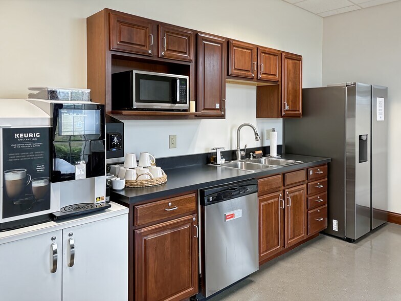 More Photos Of 8075 Washington Village Dr, Dayton Coworking Space