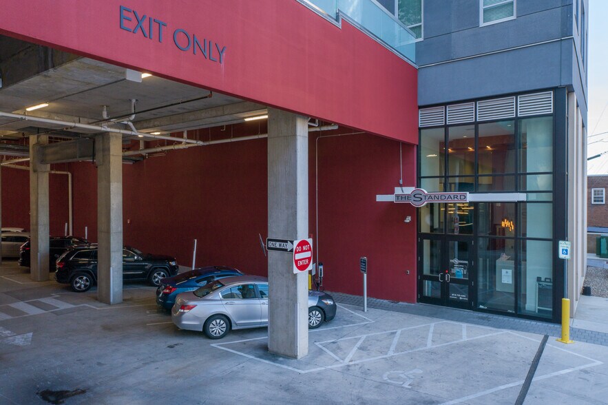 More Photos Of 338 W College Ave, State College Apartments For Lease