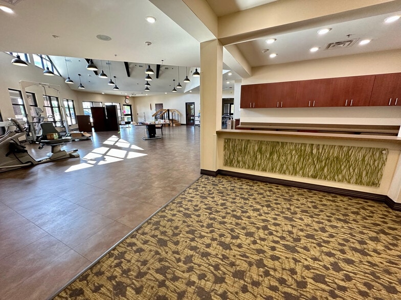 More Photos Of 6900 Wolflin Ave, Amarillo Healthcare For Sale