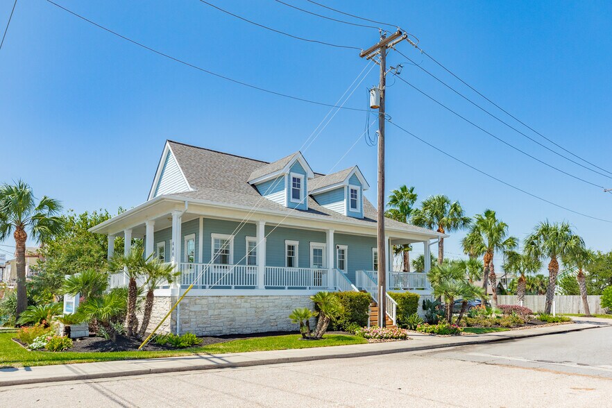 More Photos Of 6402 Stewart Rd, Galveston Office For Sale