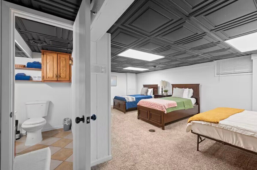 More Photos Of , Blue Springs Specialty For Sale