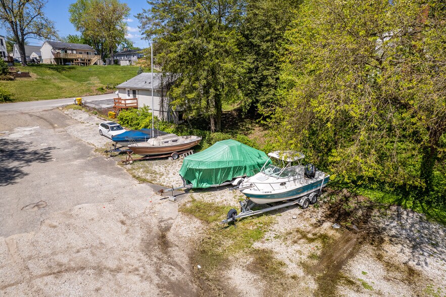 More Photos Of 7813 Leymar Rd, Glen Burnie Marina For Sale