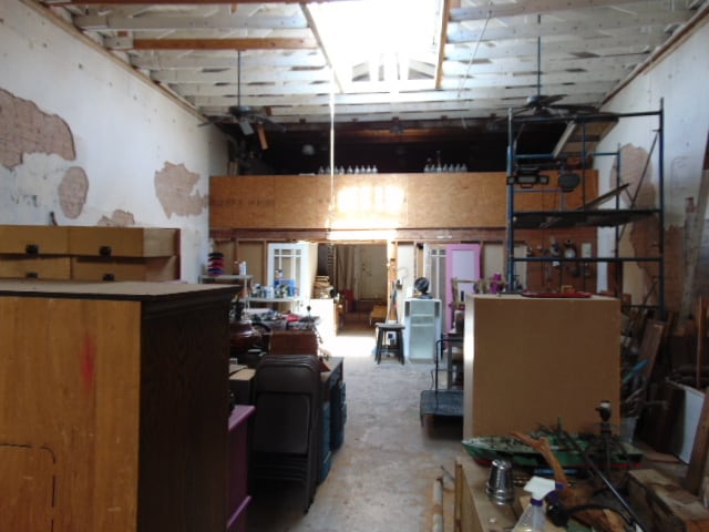 More Photos Of 218 W Texas Ave, Baytown Flex For Sale