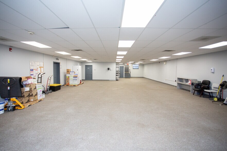 More Photos Of 19-21 E Centre St, Woodbury Freestanding For Sale