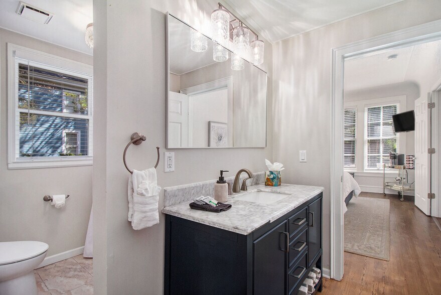 More Photos Of 155 N Main St, Clarkston Hospitality For Sale