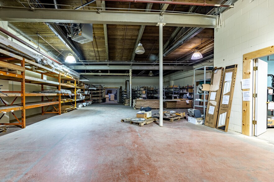 More Photos Of 1139-1143 Clark Pond Rd, North Haverhill Manufacturing For Sale