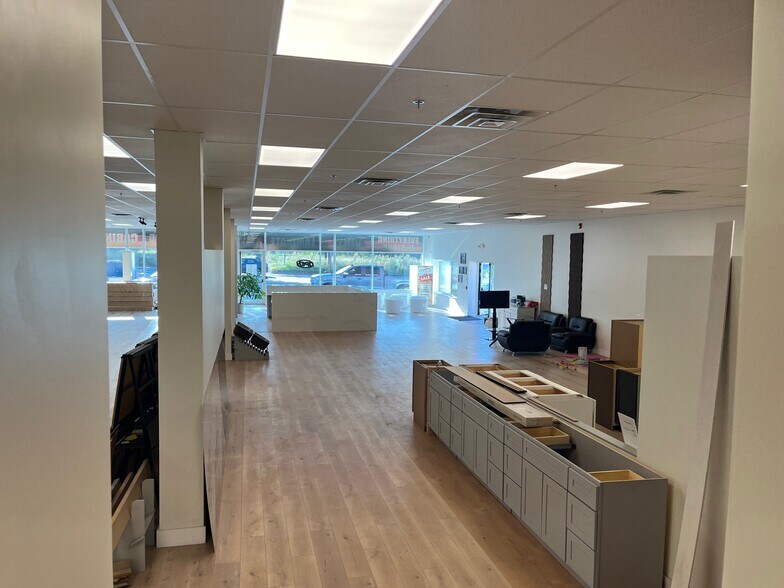 More Photos Of 380 Whitney Rd, Spartanburg Freestanding For Lease