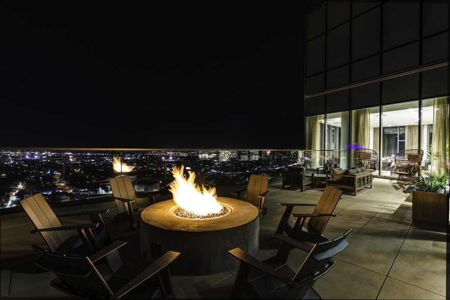 More Photos Of 1640 Broadway, Oakland Apartments For Lease