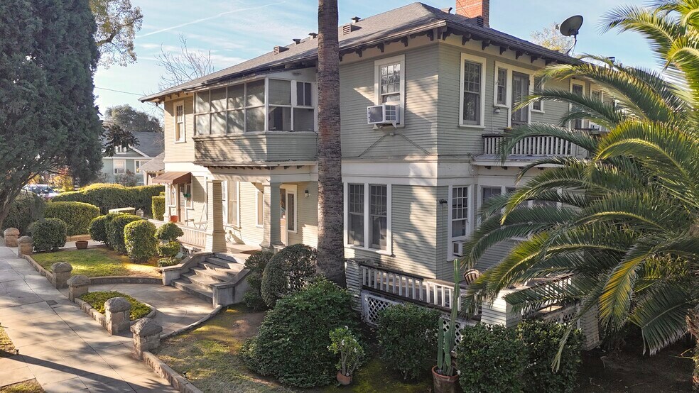 Primary Photo Of 101 W Fern, Redlands Apartments For Sale