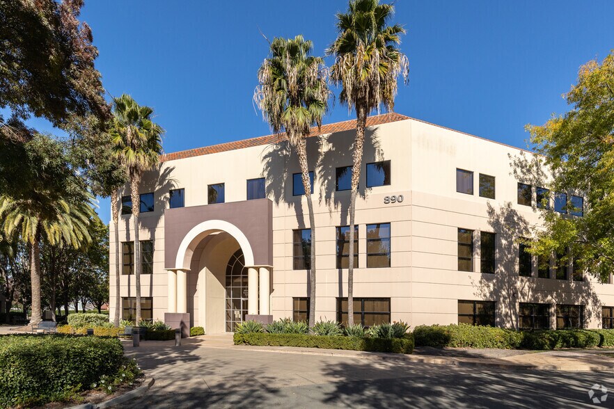 Primary Photo Of 860-890 Hillview Ct, Milpitas Unknown For Lease