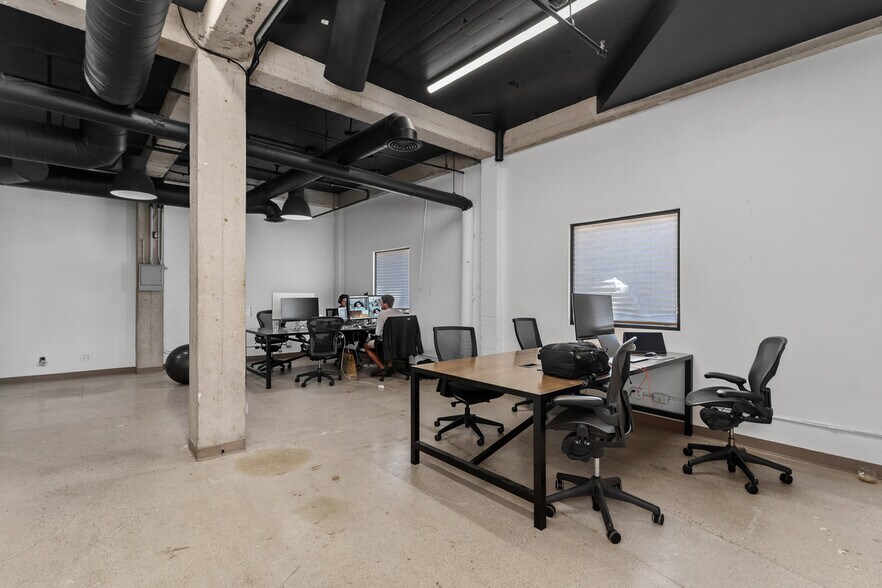 More Photos Of 580 Broadway St, Laguna Beach Office For Lease