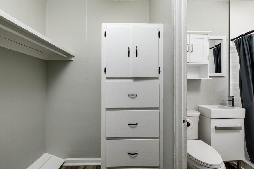 More Photos Of 779 9th Ave N, Saint Petersburg Apartments For Sale