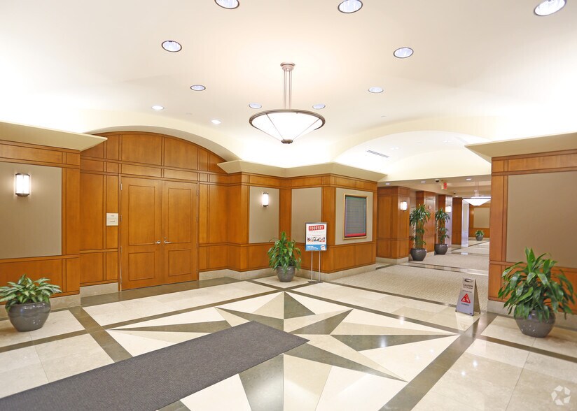 More Photos Of 5605 Carnegie Blvd, Charlotte Office For Lease