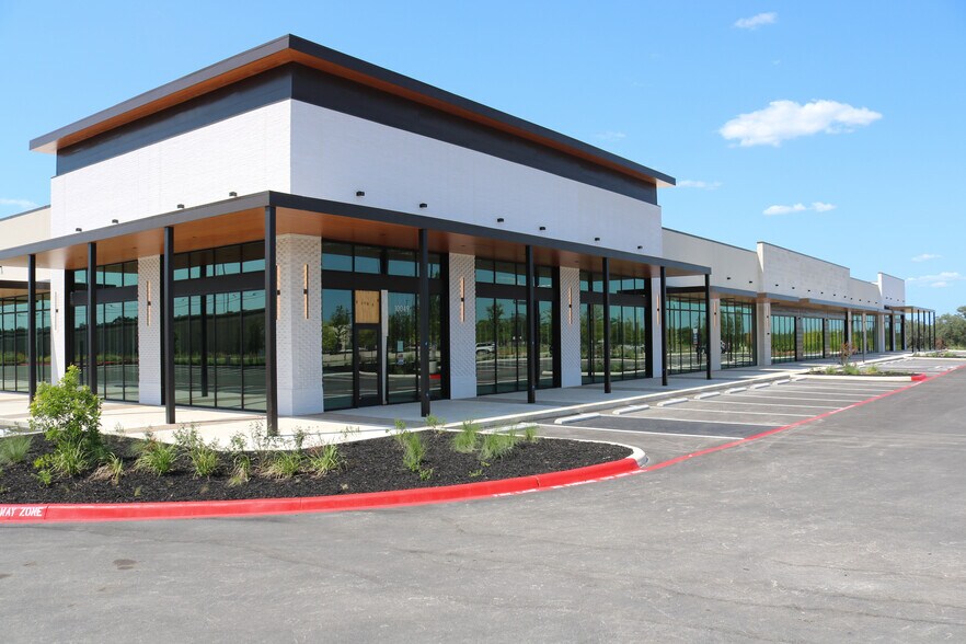 More Photos Of I-10 W & Balcones Creek Dr, Boerne Unknown For Lease