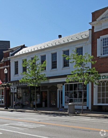 More Photos Of 8 E Washington St, Chagrin Falls Storefront Retail Office For Lease