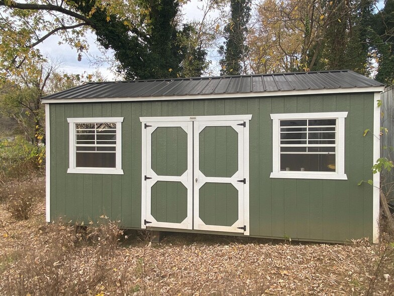 More Photos Of 121 Main St, Lovingston Restaurant For Sale