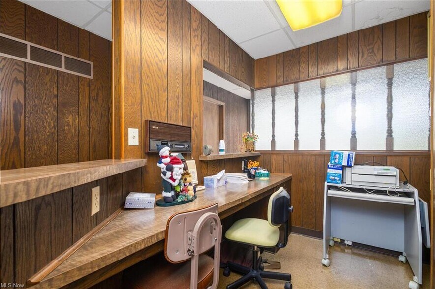 More Photos Of 3129 Pennsylvania Ave, Weirton Storefront Retail Residential For Sale