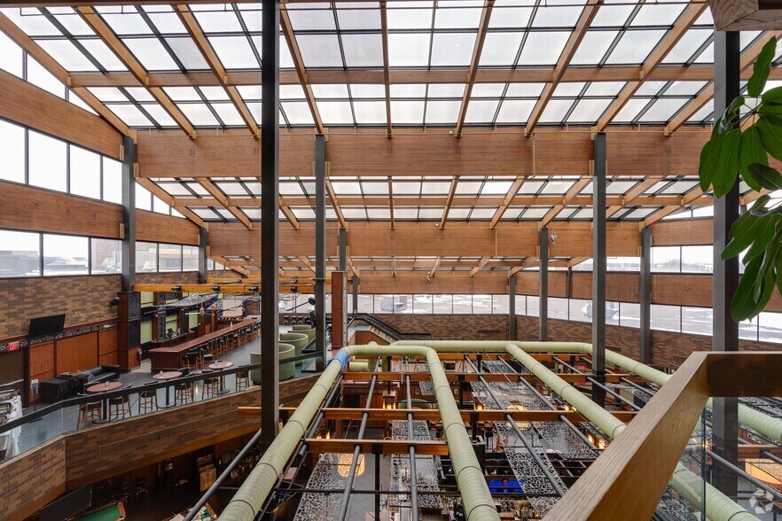 More Photos Of 600 Town Center Rd, Matteson Office For Lease