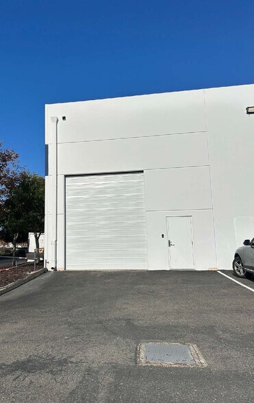 More Photos Of 1580 Zephyr Ave, Hayward Warehouse For Lease