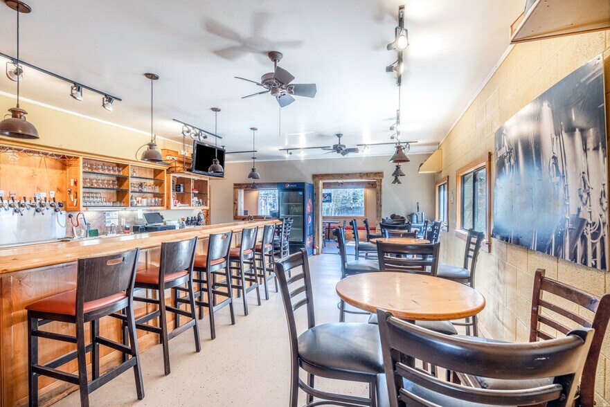 More Photos Of 100 N Pagosa Blvd, Pagosa Springs Freestanding For Sale