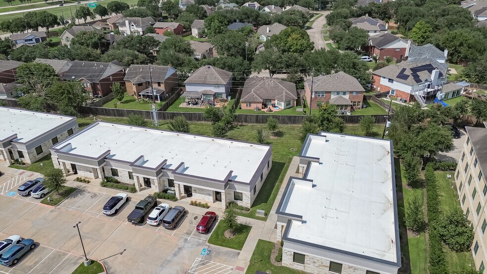More Photos Of 2743 Imperia Dr, Sugar Land Medical For Sale