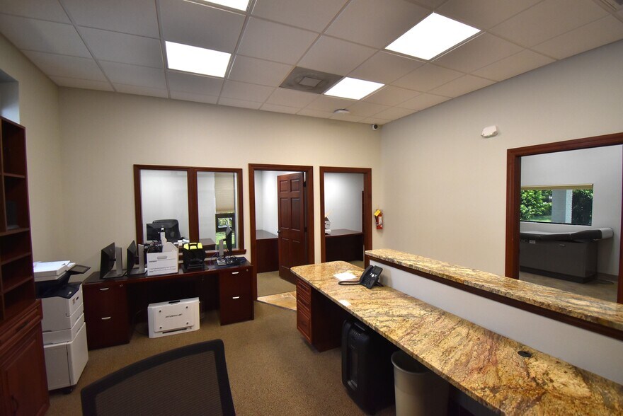 More Photos Of 816 US Highway 1, Sebastian Medical For Sale