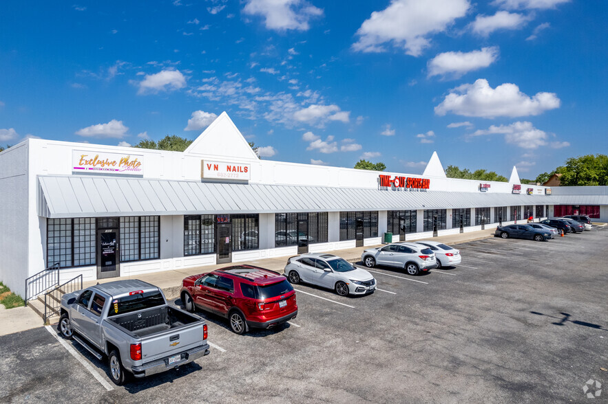 Primary Photo Of 8021 FM 78, San Antonio Storefront Retail Office For Sale