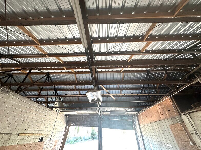 More Photos Of 817 Airport Blvd, Austin Restaurant For Sale