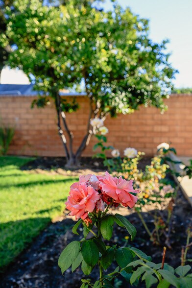 More Photos Of 1047 N San Gabriel Ave, Azusa Apartments For Sale