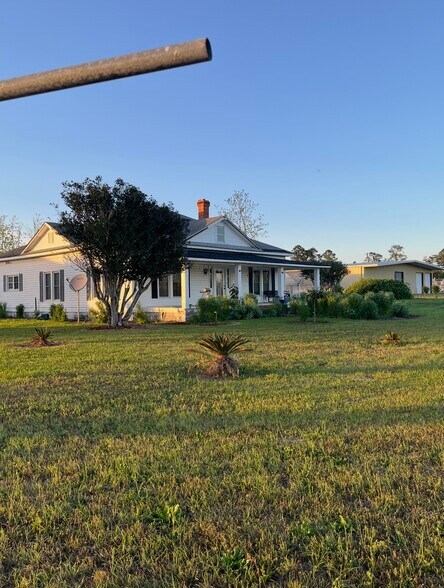 More Photos Of 1727 Old Highway 250, Claxton Specialty For Sale