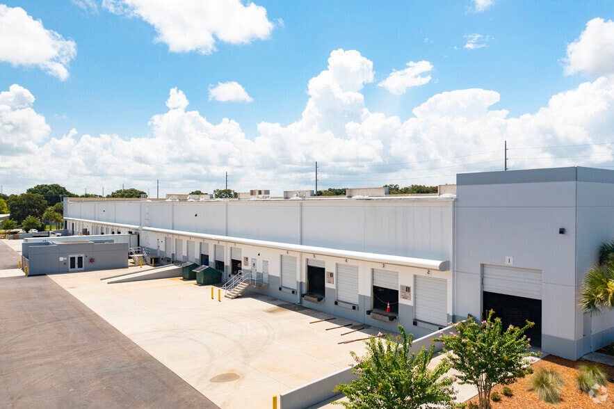 More Photos Of 5116-5142 Joanne Kearney Blvd, Tampa Distribution For Lease
