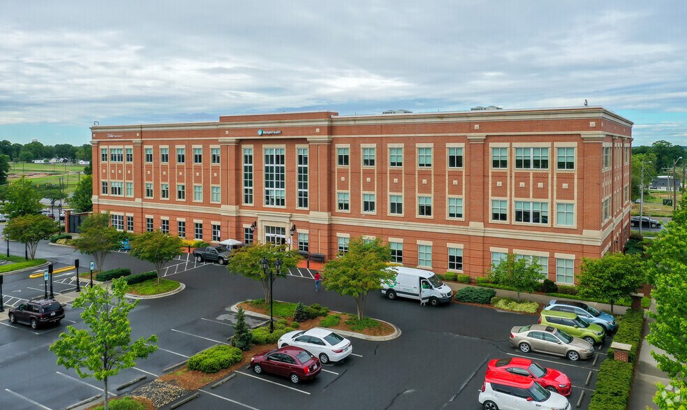 More Photos Of 201 Dale Earnhardt Blvd, Kannapolis Medical For Lease