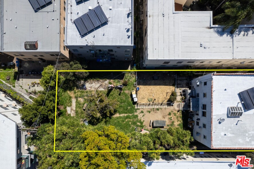 More Photos Of 392 Loma Dr, Los Angeles Apartments For Sale
