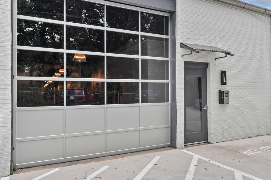 More Photos Of 650 Hamilton Ave SE, Atlanta Unknown For Lease