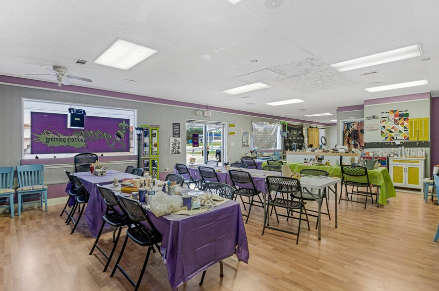 More Photos Of 315 S Welborn St, Hinesville Office For Sale