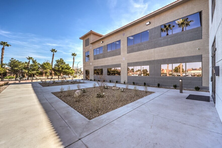 More Photos Of 1776 E Warm Springs Rd, Las Vegas Medical For Lease