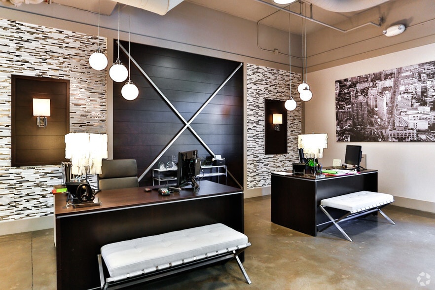 More Photos Of 810 E 7th St, Charlotte Apartments For Lease