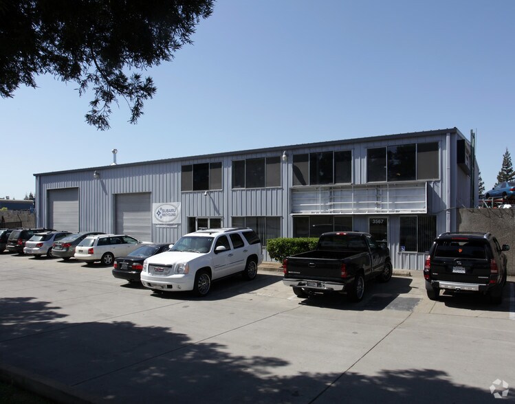 More Photos Of 3567 Recycle Rd, Rancho Cordova Warehouse For Lease