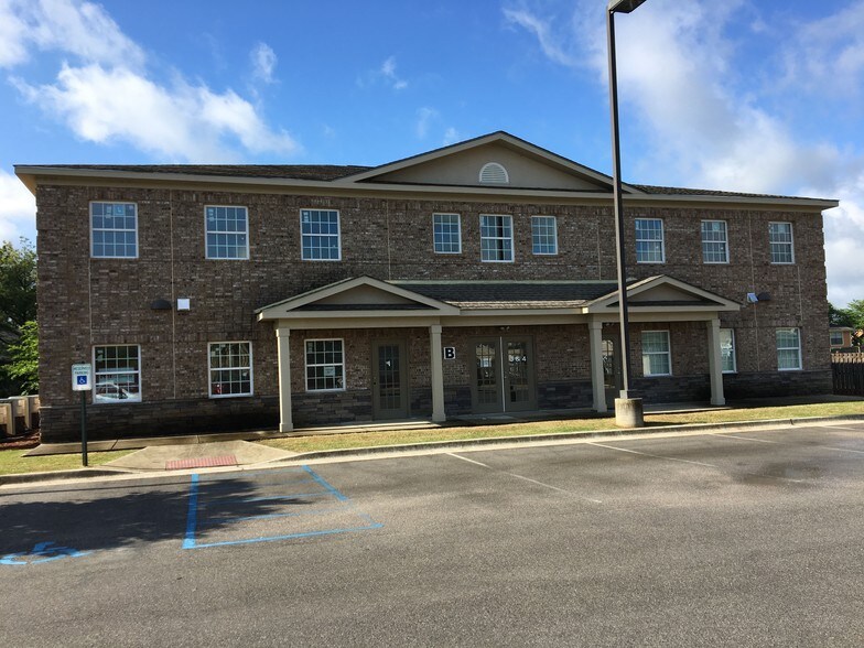 Primary Photo Of 1101 McMurtrie Dr, Huntsville Unknown For Lease