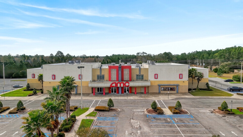 More Photos Of 96016-96126 Lofton Square Ct, Yulee Storefront For Sale