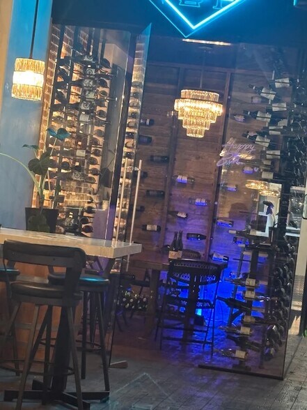 More Photos Of 7511 Monterey St, Gilroy Storefront For Sale