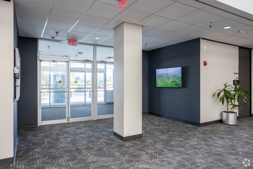 More Photos Of 1150 Gemini St, Houston Office For Lease