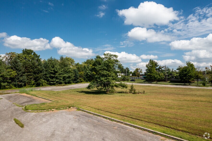 More Photos Of 4351 Pennell Rd, Aston Township Unknown For Lease