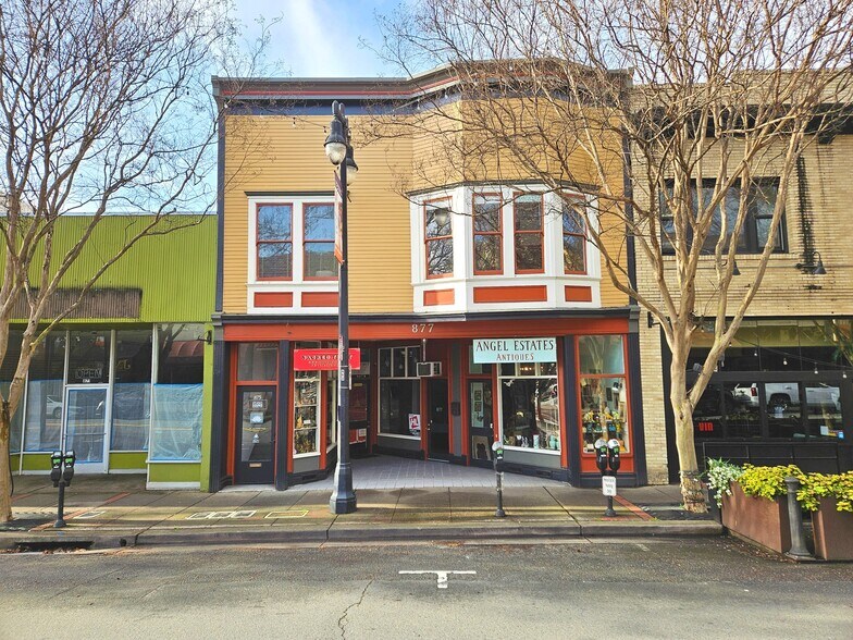Primary Photo Of 877 Fourth St, San Rafael Storefront For Lease